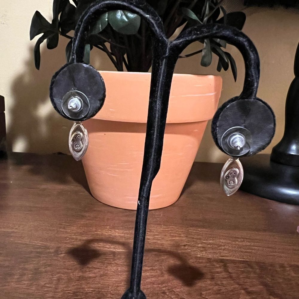 KENNETH COLE EARRINGS - Picture 2 of 4